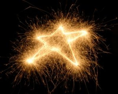 sparkler_bonfire_night_228175_l sparkler_bonfire_night_228175_l