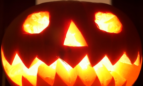 halloween-pumpkin-scary-2310682-l